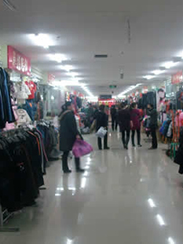 外貿(mào)服裝進(jìn)貨渠道全面解析